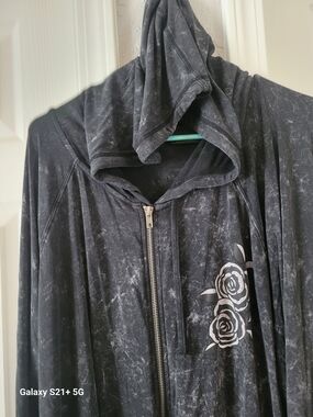 Lightweight Dont Tell Me To Smile Black Hooded Zip Jacket with Rose Print